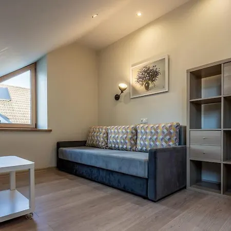 The In Private House With 3 Apartment